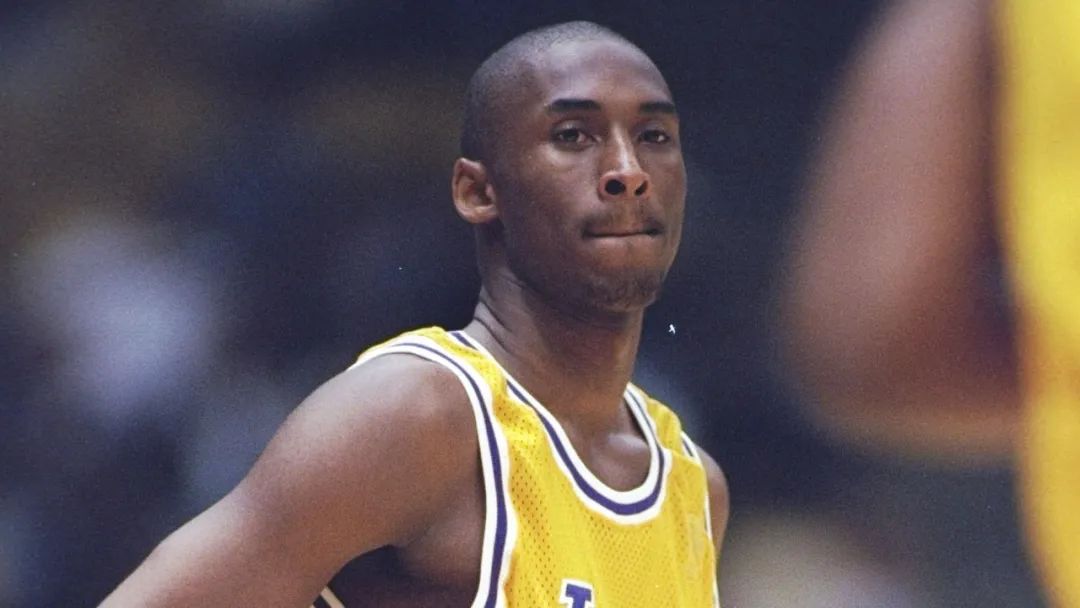 Kobe還是菜鳥,詹姆斯僅12歲,馬刺上次不進季後賽,NBA都發生了什麼?-黑特籃球-NBA新聞影音圖片分享社區