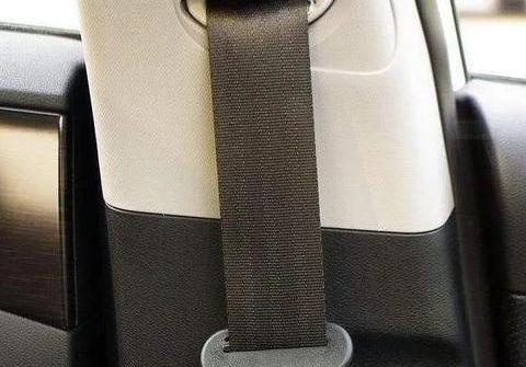 汽车上的那些“隐秘的角落”，90%的车主都忽略了保养