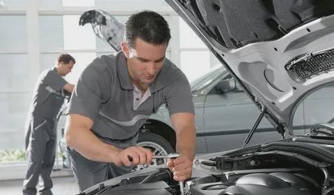 「车叔讲堂」加速无力、换挡顿挫？养车不仅是洗车