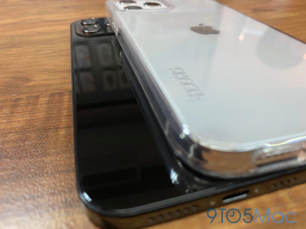iPhone12系列模型机再曝像极了iPhone4