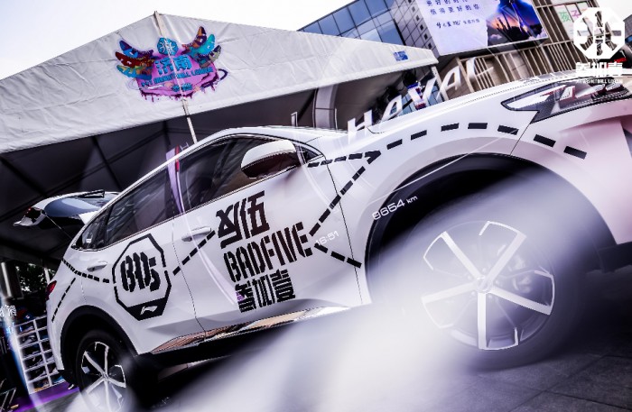 汽车跨界营销大牛:哈弗F5刷屏案例盘点