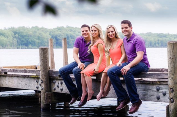 双胞胎姐妹嫁给双胞胎兄弟,婚后4人住一起,同时怀孕,网友:好期待他们孩子的模样···休闲区蓝鸢梦想 - Www.slyday.coM 双胞胎姐妹嫁给双胞胎兄弟,婚后4人住一起,同时怀孕,网友:好期待他们孩子的模样···休闲区蓝鸢梦想 - Www.slyday.coM