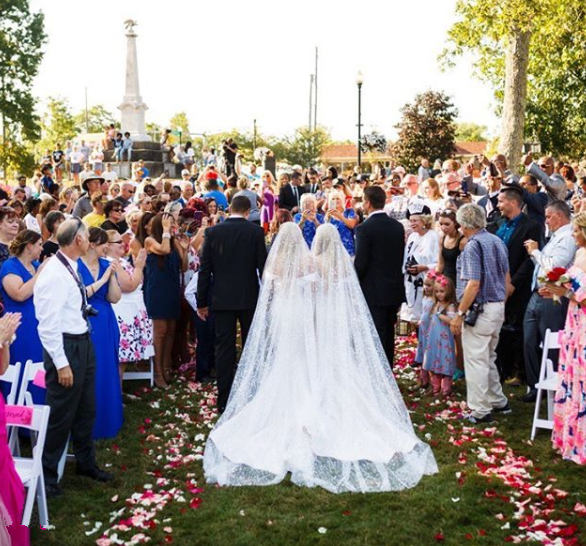 双胞胎姐妹嫁给双胞胎兄弟,婚后4人住一起,同时怀孕,网友:好期待他们孩子的模样···休闲区蓝鸢梦想 - Www.slyday.coM 双胞胎姐妹嫁给双胞胎兄弟,婚后4人住一起,同时怀孕,网友:好期待他们孩子的模样···休闲区蓝鸢梦想 - Www.slyday.coM