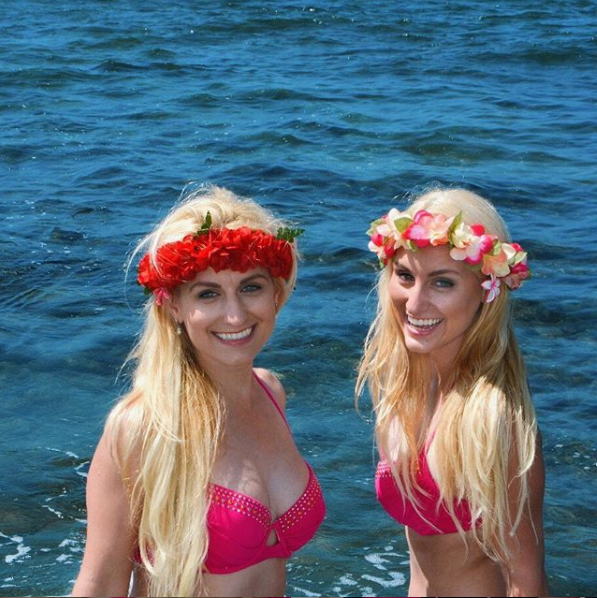 双胞胎姐妹嫁给双胞胎兄弟,婚后4人住一起,同时怀孕,网友:好期待他们孩子的模样···休闲区蓝鸢梦想 - Www.slyday.coM 双胞胎姐妹嫁给双胞胎兄弟,婚后4人住一起,同时怀孕,网友:好期待他们孩子的模样···休闲区蓝鸢梦想 - Www.slyday.coM