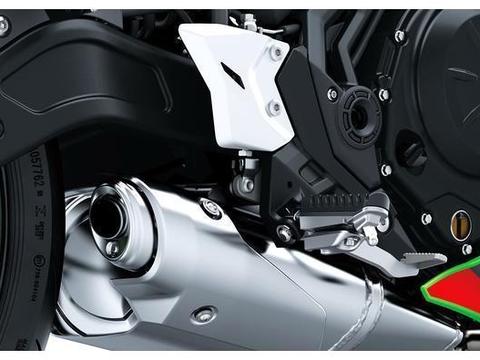 2020款川崎Ninja 650赏析，外观、配置再升级