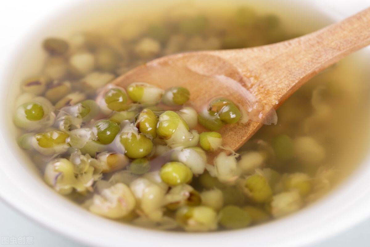 百合绿豆汤怎么做_百合绿豆汤的做法_二三子S_豆果美食