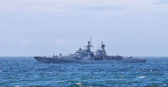 航母杀手136舰改装啥都换了,为啥没换主炮?专家:不懂别瞎说