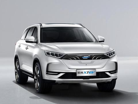 续航405km还有大空间！长安欧尚X7 EV值不值