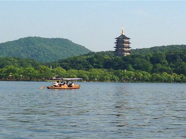 杭州西湖为何一直热度不减很受欢迎?
