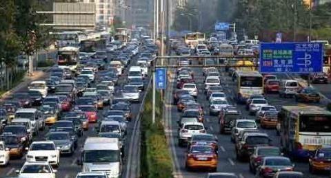 不加限制地限制外资品牌和新能源的数量