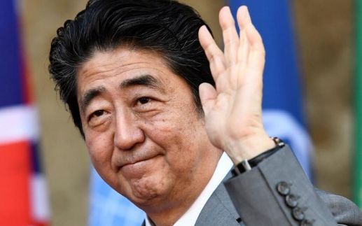 “执政时间最长”纪录之外,安倍还需“硬核”政绩