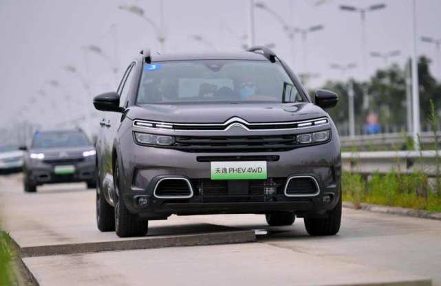 天逸PHEV，法系车原来也有这么日系的一面？