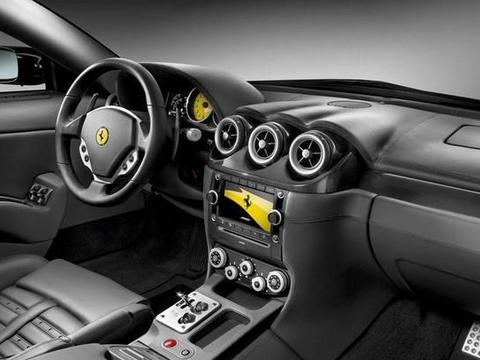 汽车方向盘助力油多久更换一次比较好？