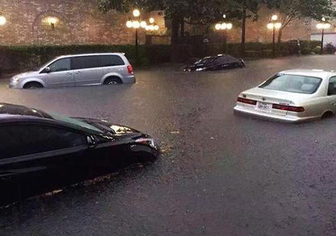 汽车泡水后 除了维修发动机还要做什么？