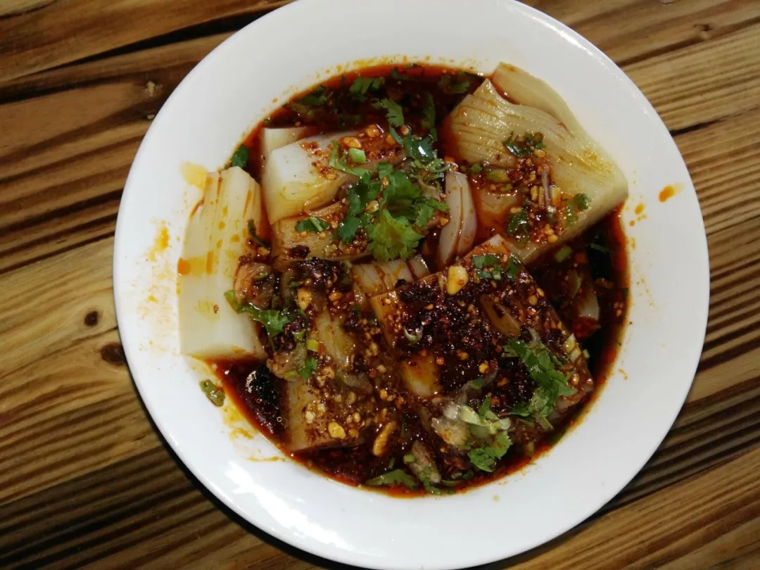 云南省西南部保山每一天都是在吃地域风俗的特色美食[6P]|美食指南 - 武当休闲山庄 - 稳定,和谐,人性化的中文社区