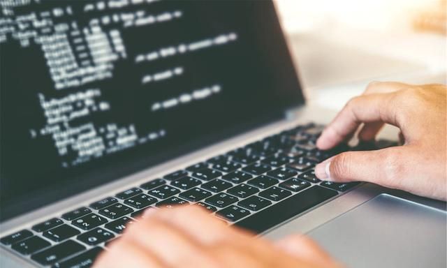 2020计算机专业大学_2020大学生就业报告:计算机专业持续领跑!这些专业被