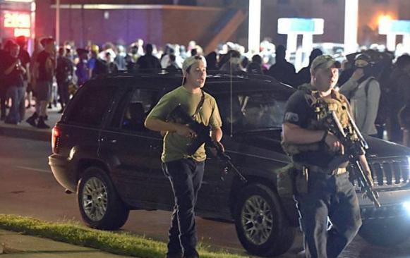 美17岁男孩街头战暴徒画面,怎么看都看不厌