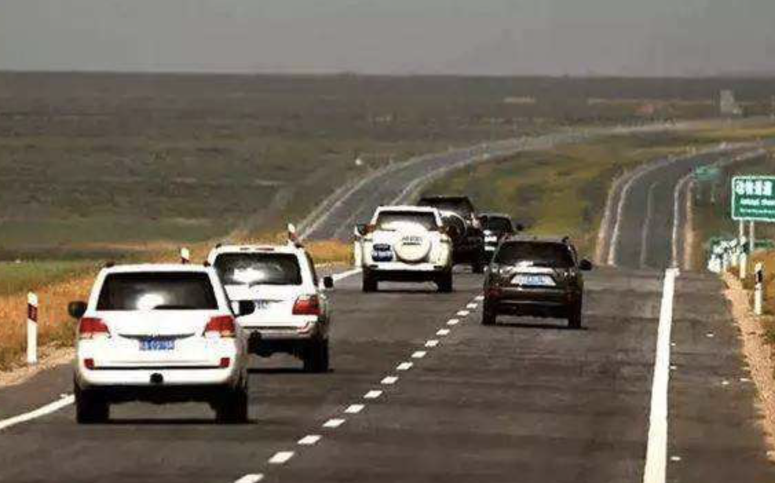 为什么有的车跑高速特别稳，有的车速度一快就飘？