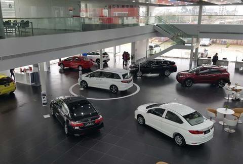 4S店卖一辆车能挣多少钱？4S店经理：如果只卖车，根本就不赚钱