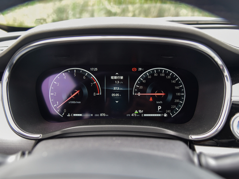 长安旗下搭载最新1.5T蓝鲸发动机 满足国六排放标准搭载双液晶屏