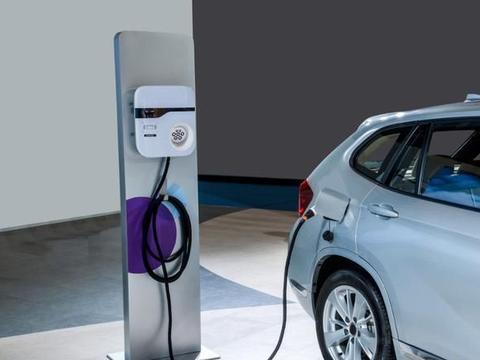 买新能源汽车的人越来越多？除了限行限购，新能源汽车优势在变大