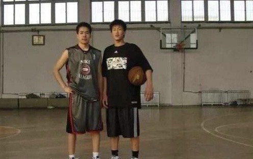 在去年赛季结束后,同曦对管理层进行了调整,名嘴霍楠成为球队总经理,同曦也开始了大换血!