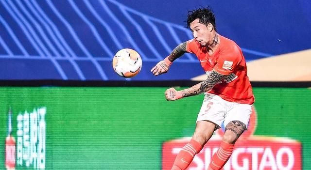 广州德比恒大首发预测:两大争议人物坐稳主力,头号射手继续缺阵