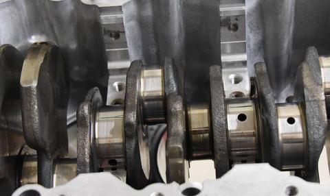 如何判断汽车是否有积碳？老司机：不用拆缸，3秒就知道