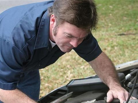 汽车如果这三个零件坏了，需要换成原来的？老司机：你被骗了