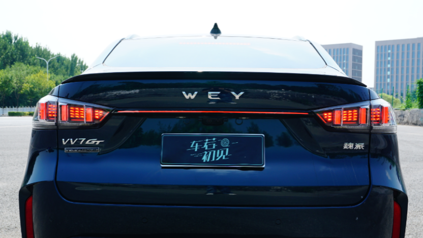 第一次开“巴博斯”,不是奔驰而是它