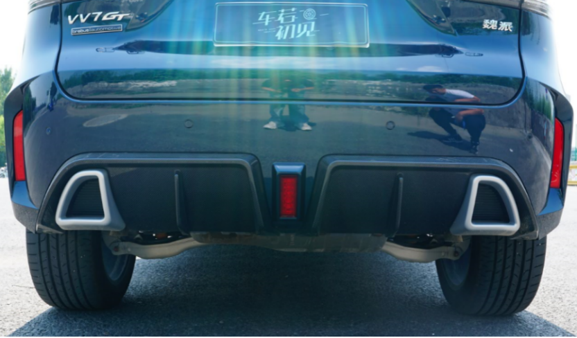 第一次开“巴博斯”,不是奔驰而是它