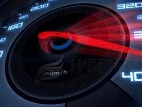 开车“小动作”要不得，养车常识不了解，修车跑断腿