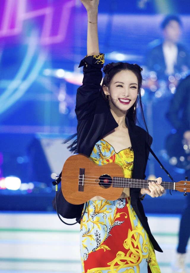 努力了一整个夏天，她们四个却没出道，太可惜了