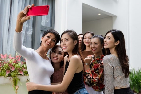 2020国产拍照手机排名_2020年四款国货手机代表,两款登央视,一款拍照强、一