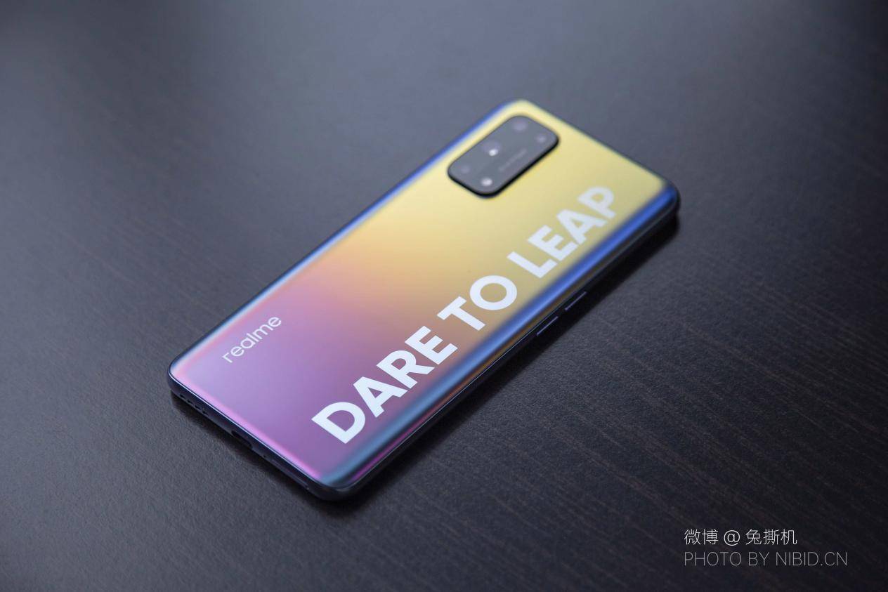 realme x7pro至尊版,realmex7pro至尊版 最潮5g手机来了新鲜出炉的realme真我x7pro体验绝佳