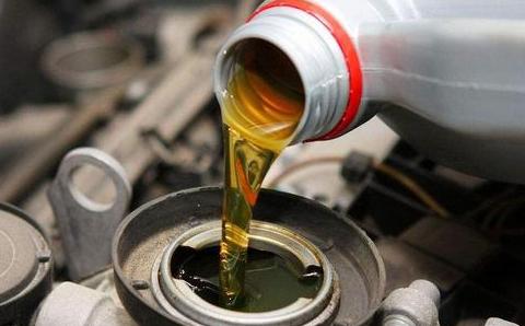为什么半合成机油，日系车5千公里保养？