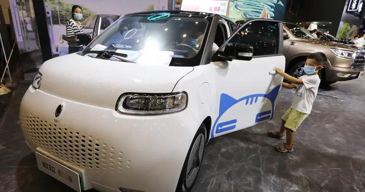 郑州大河车展开幕 观展观众爆棚