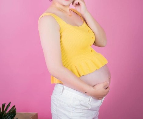 这一阶段是胎教黄金期，也是孕妈妈最煎熬的阶段