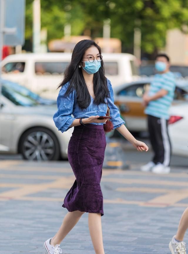 时尚穿搭:女神的必备时髦单品"半身裙",凸显气质又显高显瘦!