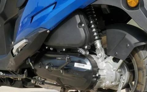 踏板摩托车多少公里更换轮胎？