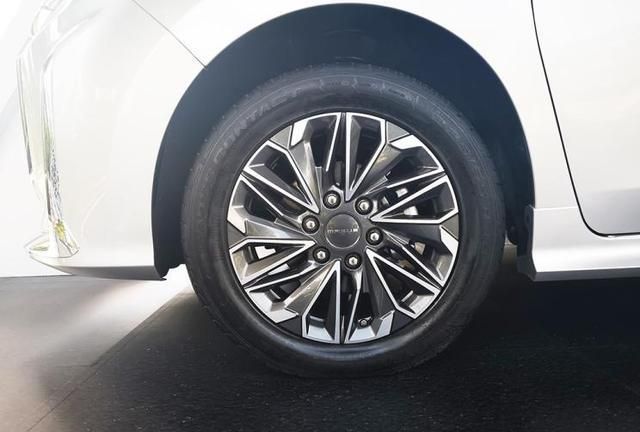 搭燃料电池系统 上汽MAXUS EUNIQ 7首发