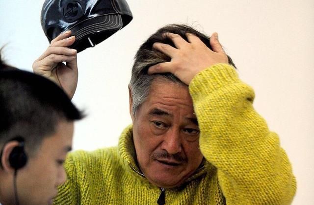 直播网红排行榜_网红“收入排行榜”曝光,第一名日薪300万,名校毕业生情何以堪