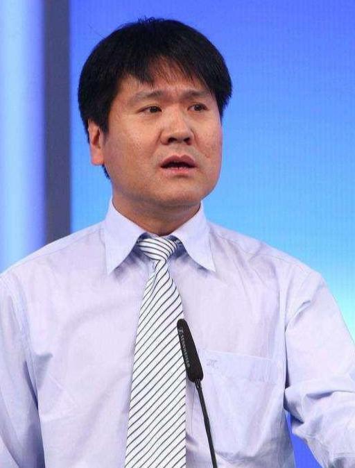 只有农民彻底放弃土地，国家才能更强大！