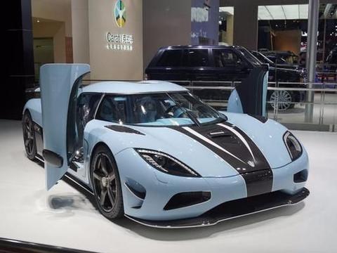 国内第2辆被拍科尼赛克，修理费两百万，富豪定制的，和秦奋邻居