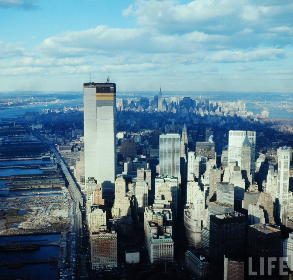 Stunning Photographs Captured the World Trade Center Under Construction ...