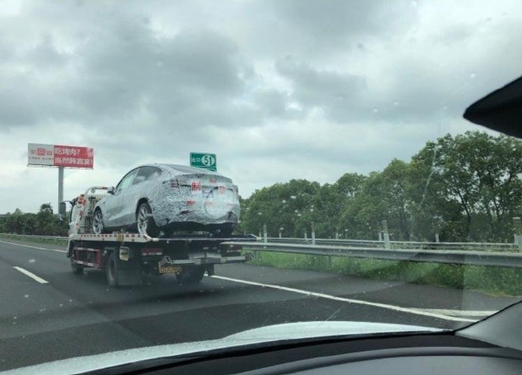 国内现身Model Y实车 国产版明年年初下线