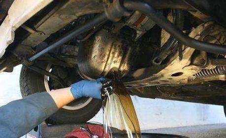 爱车换了机油后,感觉提速更快了,其中的奥秘很少人明白