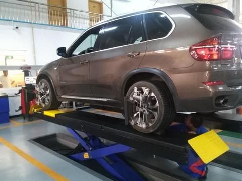 汽车四轮定位的价格,从几十元到上千元不等,为何差别如此之大?