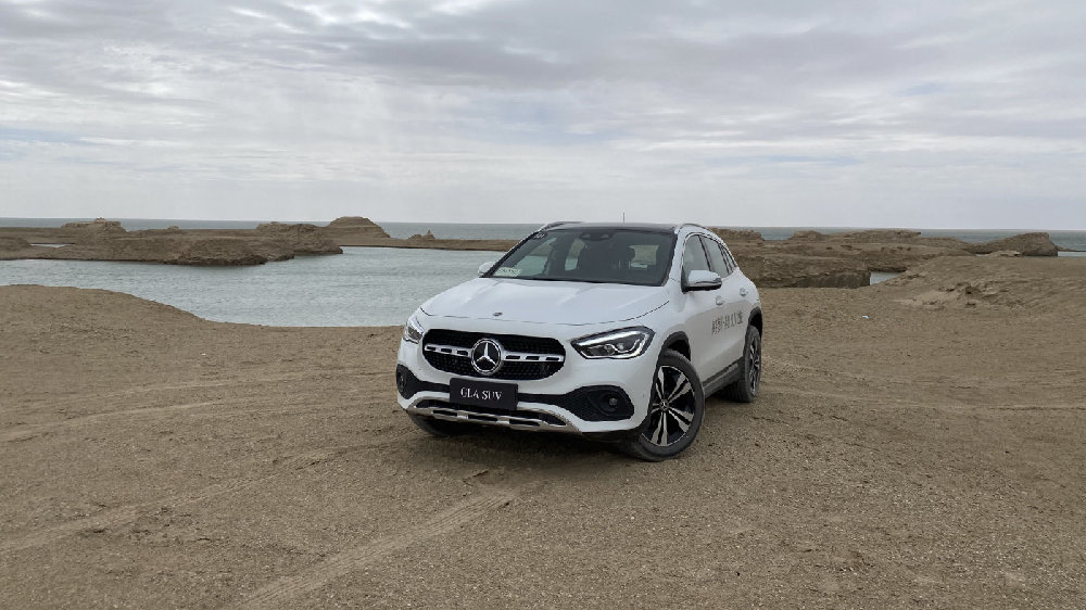 进化后的奔驰GLA，能和奥迪Q3、宝马X2一战