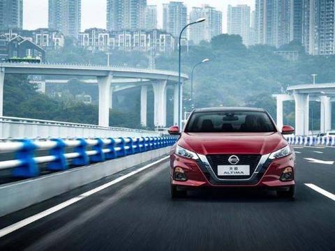 「汽车导购」最强2.0T合资B级车是谁？来看看这两款，告别纠结！